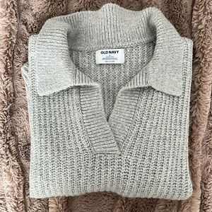 Old Navy Oversized Cozy Gray Sweater (Size Small) *LIKE NEW*